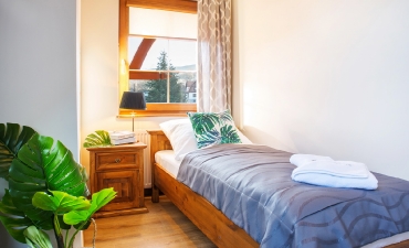 VILLA OSTOJA   GÄSTEHAUS   FLINSBERG   FREIE ZIMMER